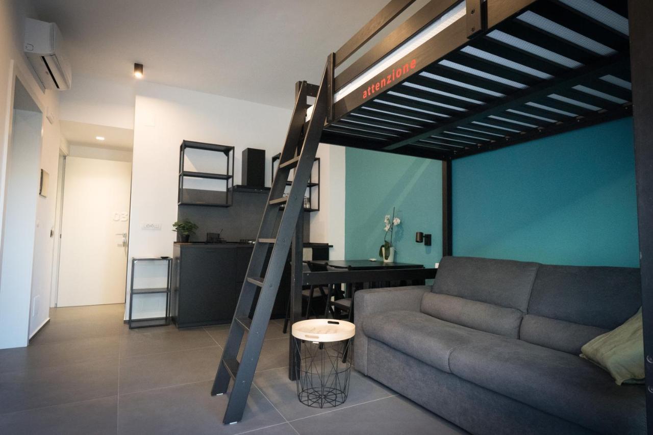 Okto Apartments Milazzo Bagian luar foto