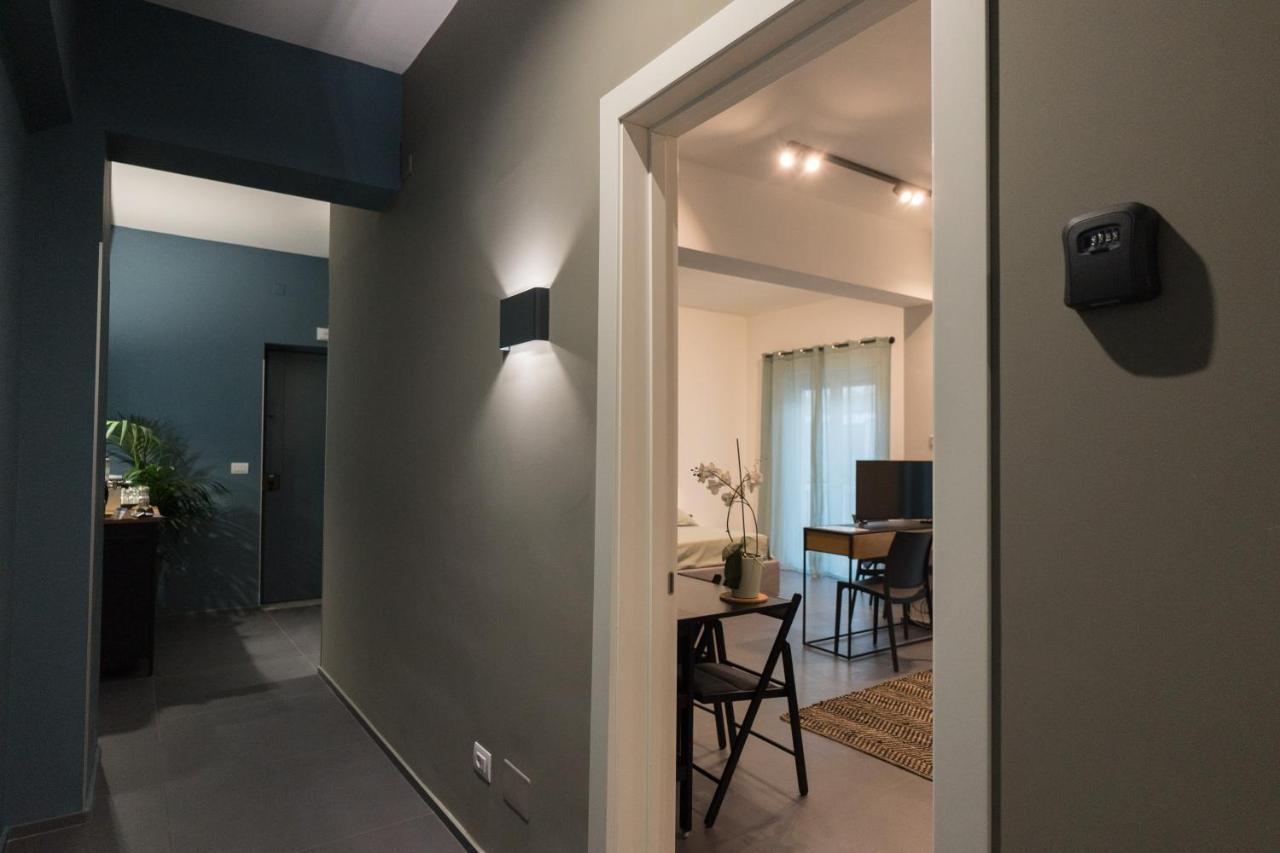 Okto Apartments Milazzo Bagian luar foto