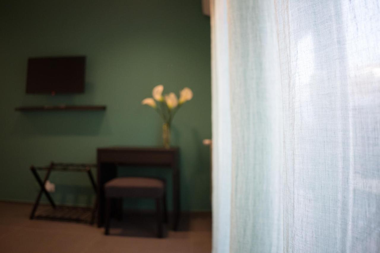 Okto Apartments Milazzo Bagian luar foto