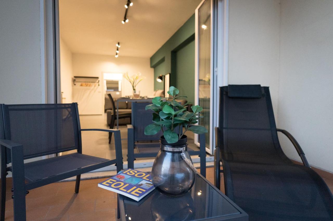 Okto Apartments Milazzo Bagian luar foto