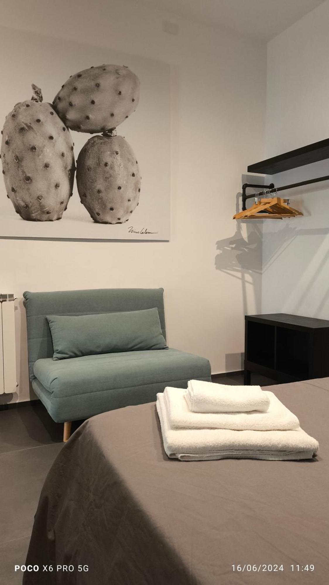 Okto Apartments Milazzo Bagian luar foto